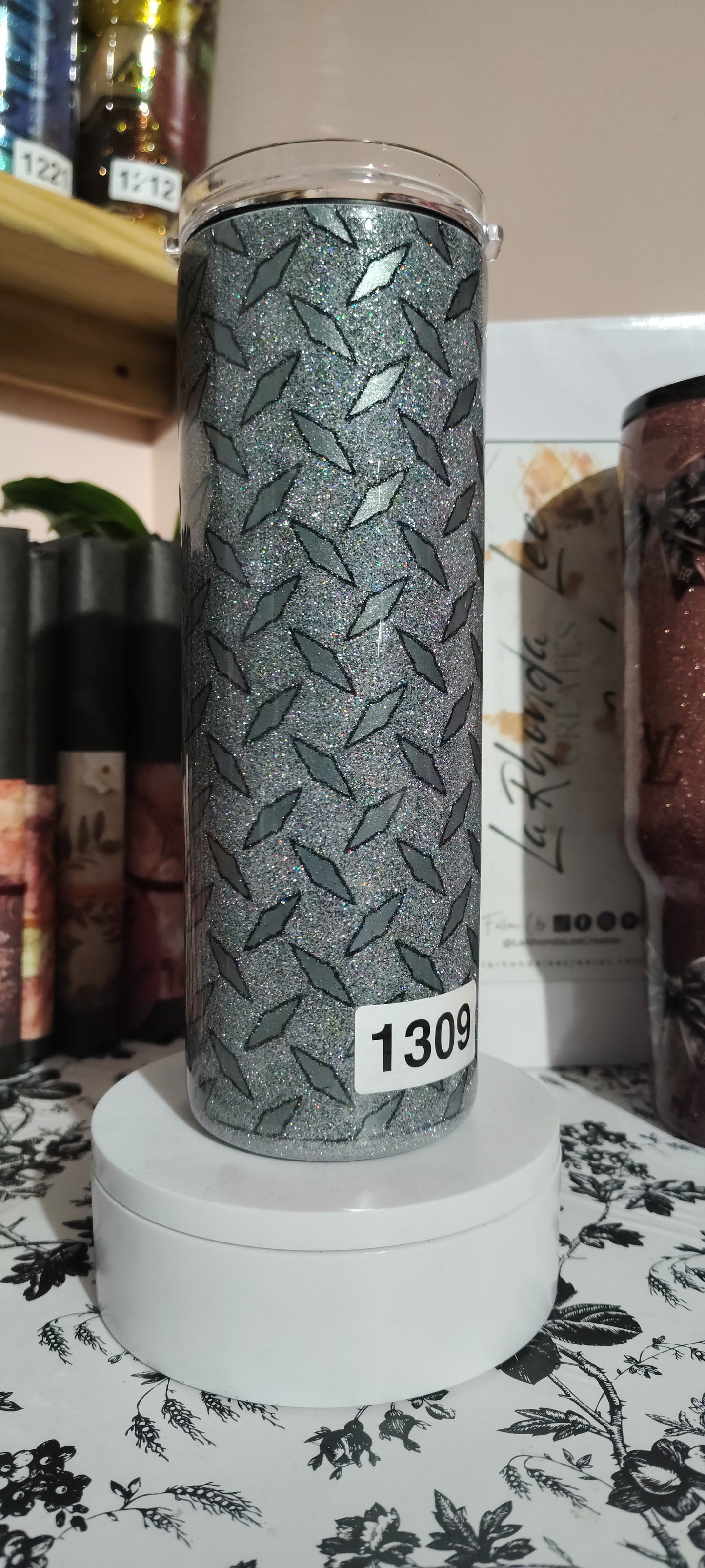 1309- Diamond Plate 20oz