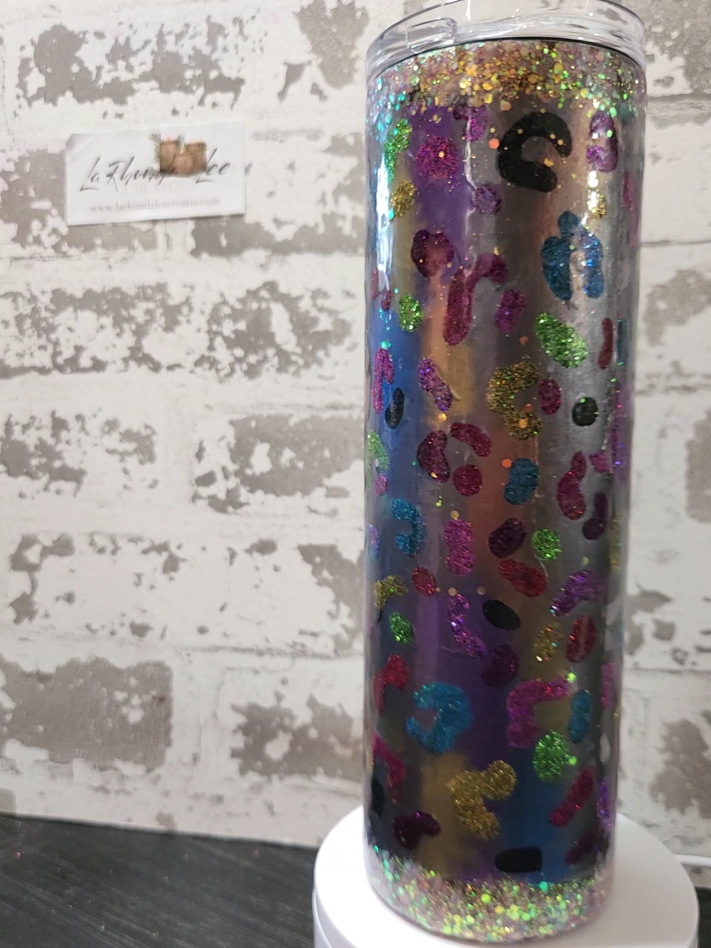 Lisa Frank Inspo 30 oz