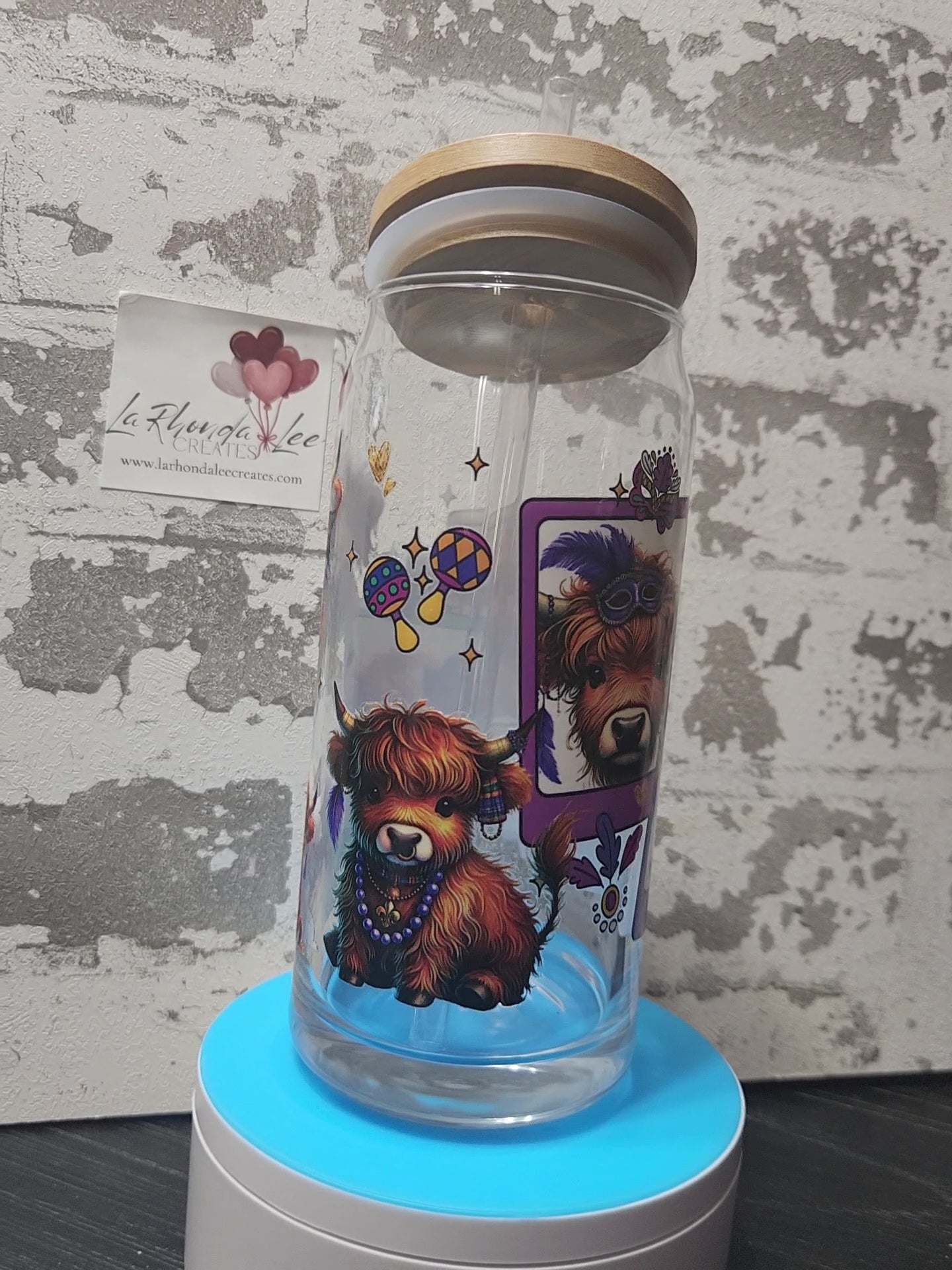 Mardi Gras Calf 20oz glass tumbler